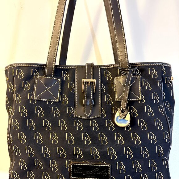 Dooney & Bourke Signature Black DB Logo Large Shoulder Bucket Purse Hand Bag - Picture 4 of 9